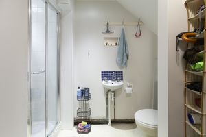 Shower Area- click for photo gallery